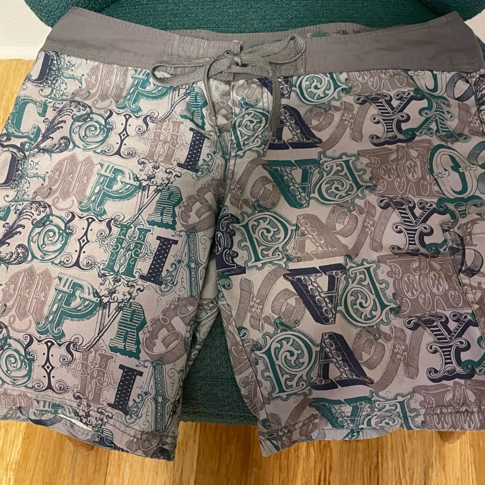 Junior/Women’s vintage Teal and Grey Empyre Board shorts 9” inseam